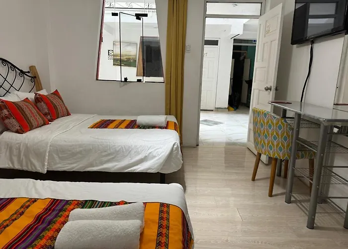 Hotel Plateros *